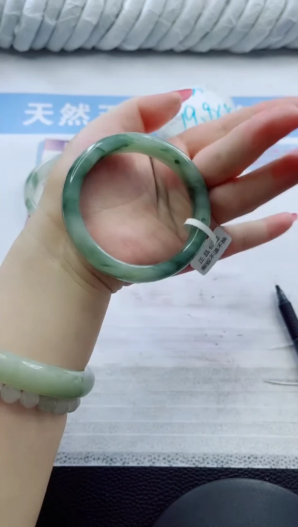 石英质玉手镯未镶嵌多样性发货C 105