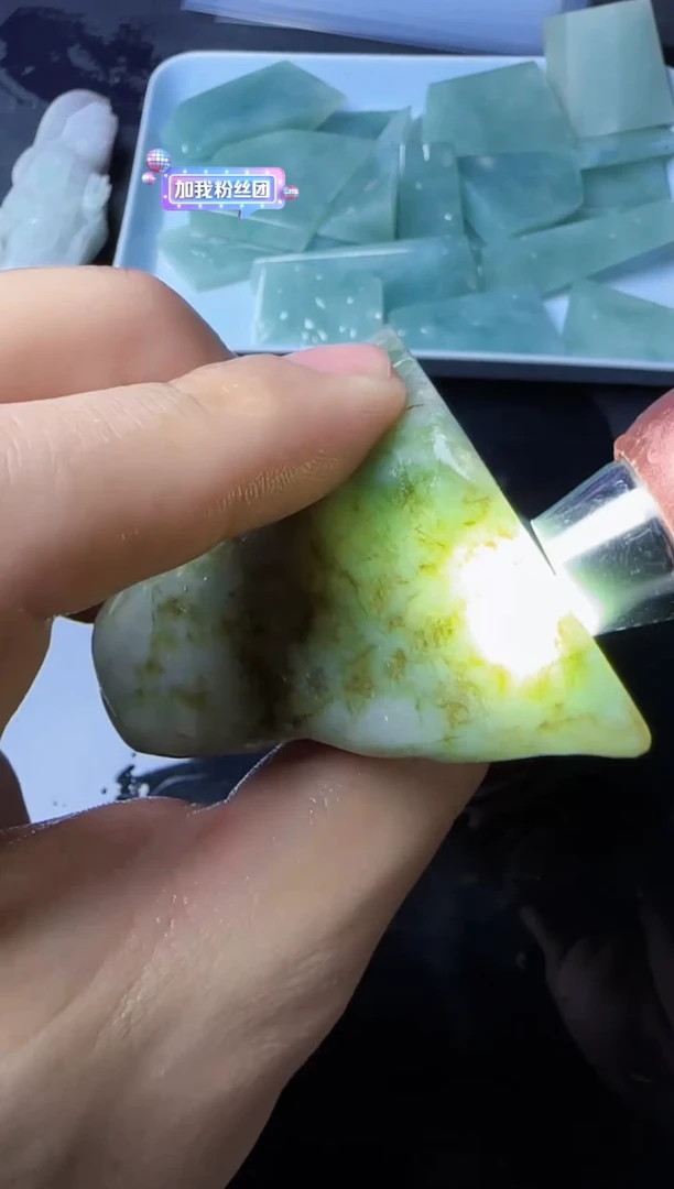 【闪购商品】翡翠颈饰未镶嵌056翡翠