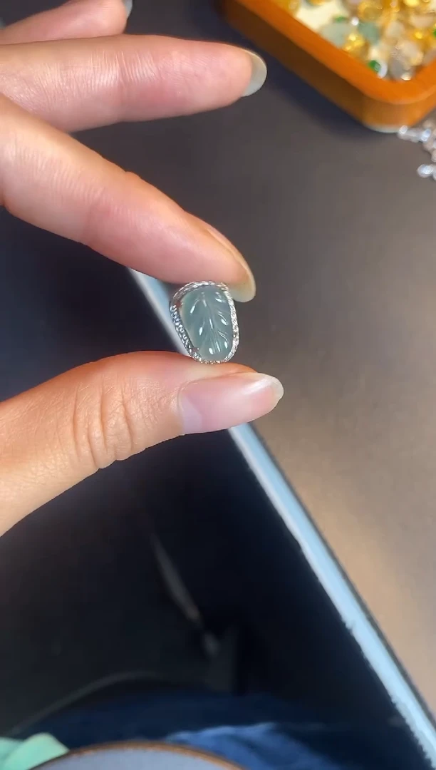 吊坠(不含链)银S925镶嵌翡翠1