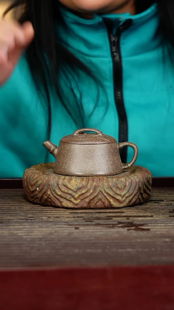 宜兴原矿紫砂壶茶壶宜兴原矿紫砂壶茶壶100C