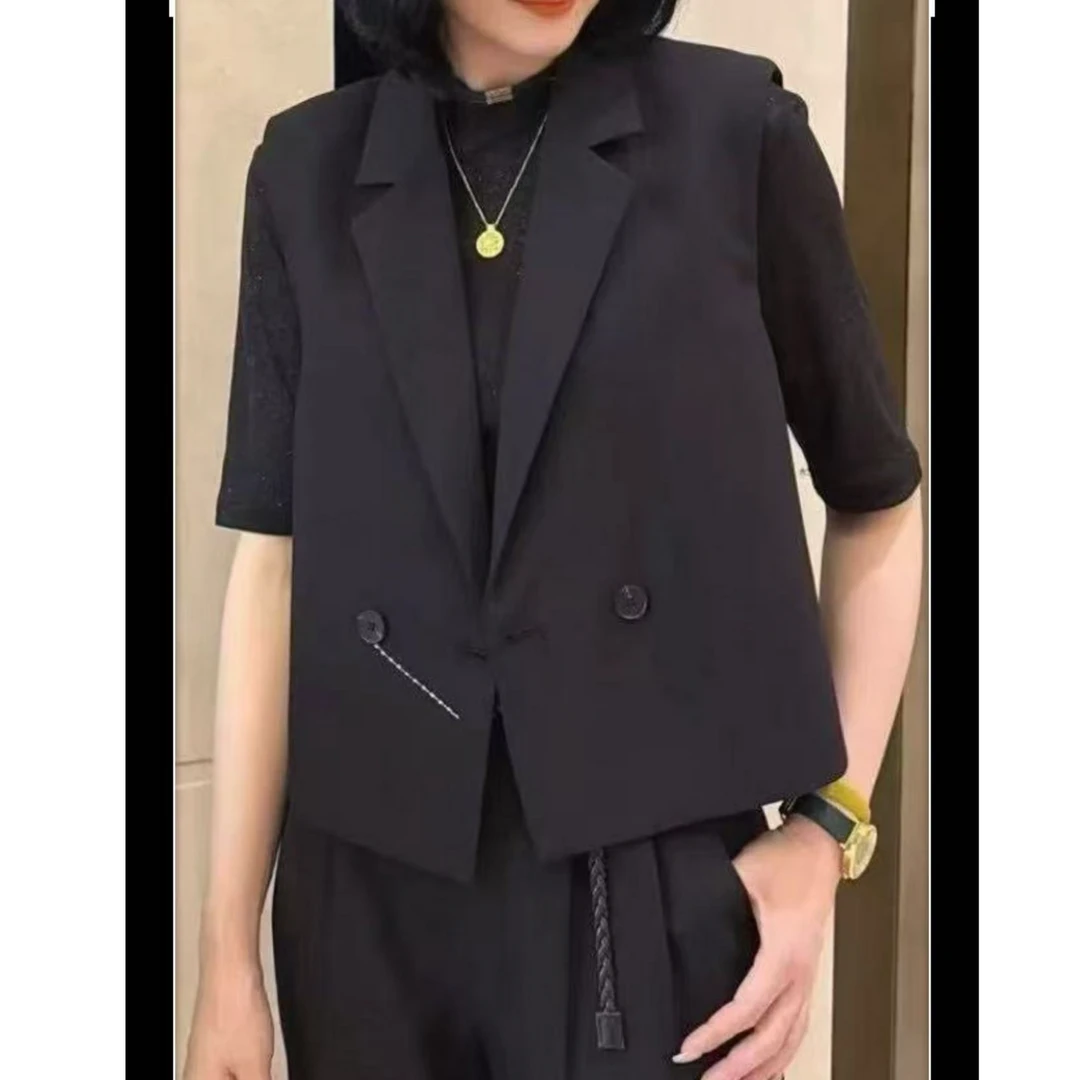 小施家南韩个性后扣设计气质高端马甲2561