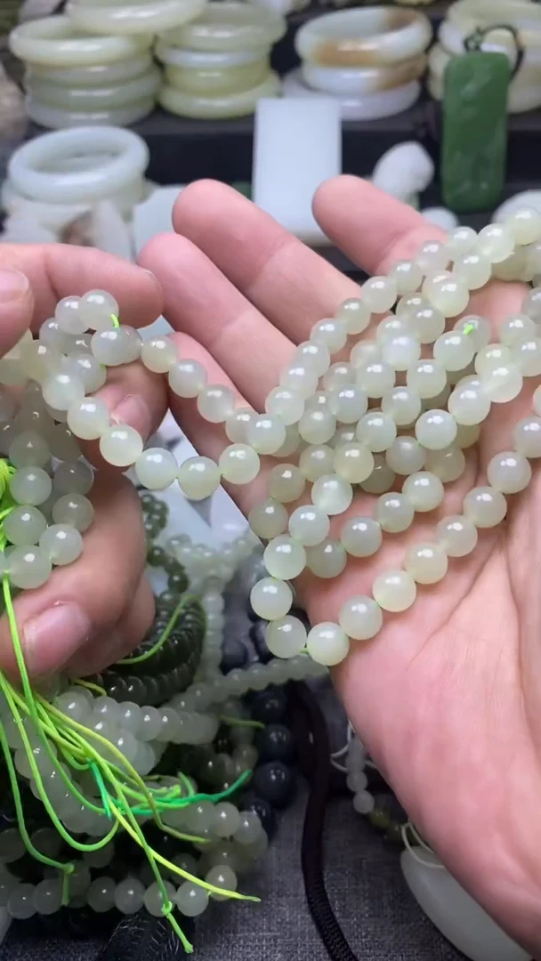 颈饰未镶嵌和田玉链子