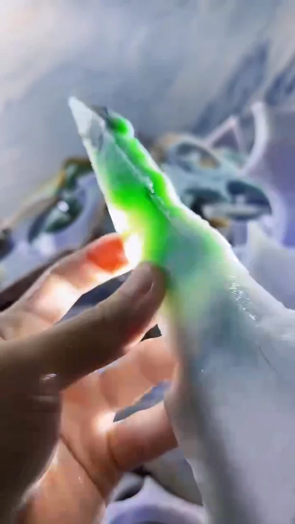 翡翠裸石 缅甸翡翠A货文3142