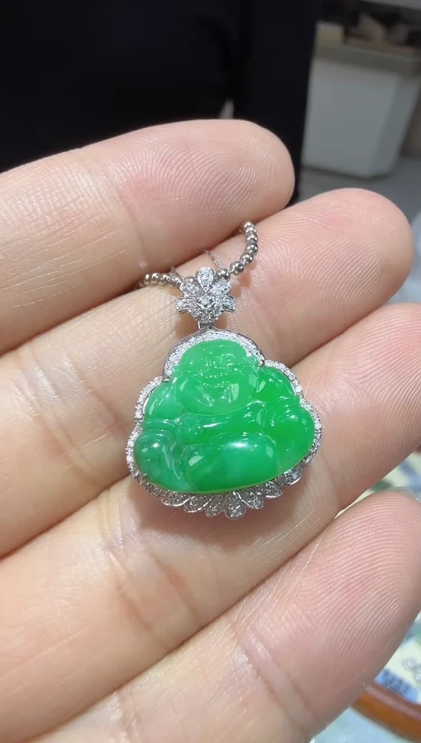 【闪购商品】翡翠吊坠(赠链)18K金镶嵌85-佛公