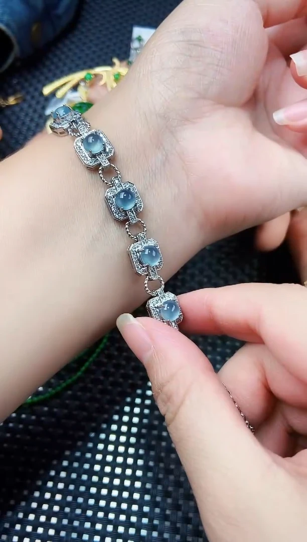 【闪购商品】翡翠手链未镶嵌111111111