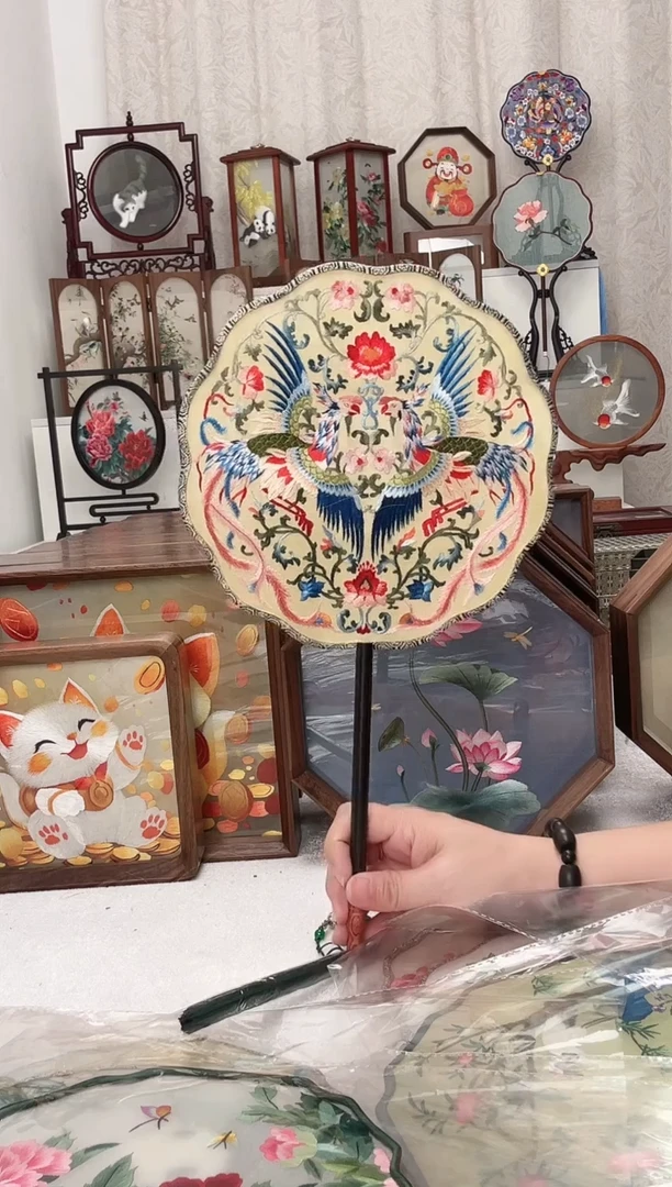 扇子苏绣作品手工精品团扇