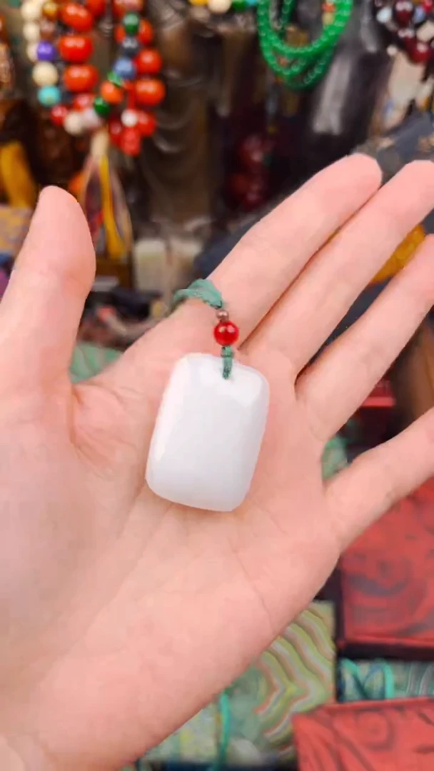 和田玉未镶嵌吊坠(赠链)飞姐精品专属推荐210