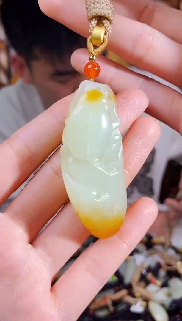 【闪购商品】和田玉颈饰未镶嵌1