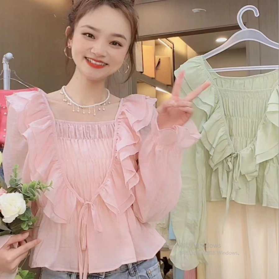 【秀宝专享】荷叶边绑带V领小衫XB9525