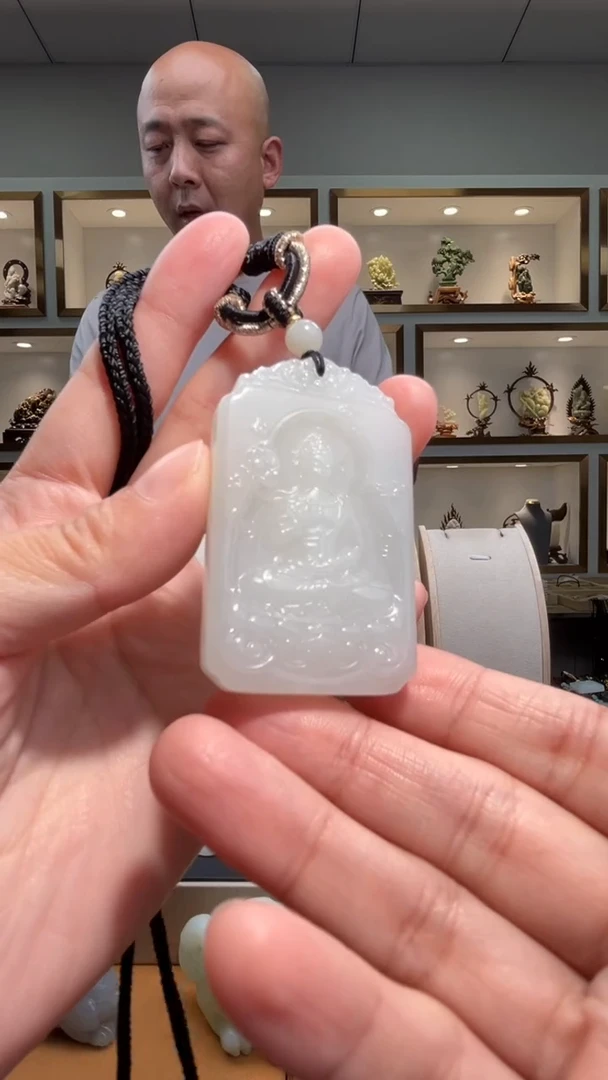 颈饰未镶嵌和田玉苏