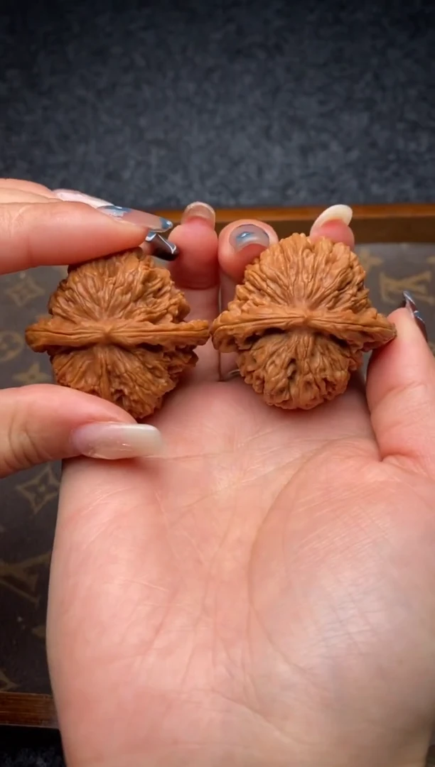 把件文玩核桃B19号45尺四座楼