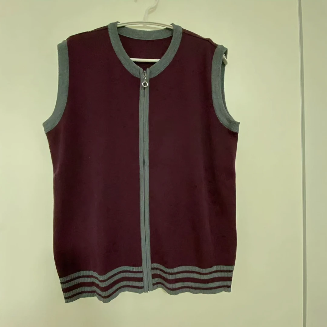 东大门女士加厚毛线纯色针织马甲开衫无袖保暖圆领春秋冬中年款