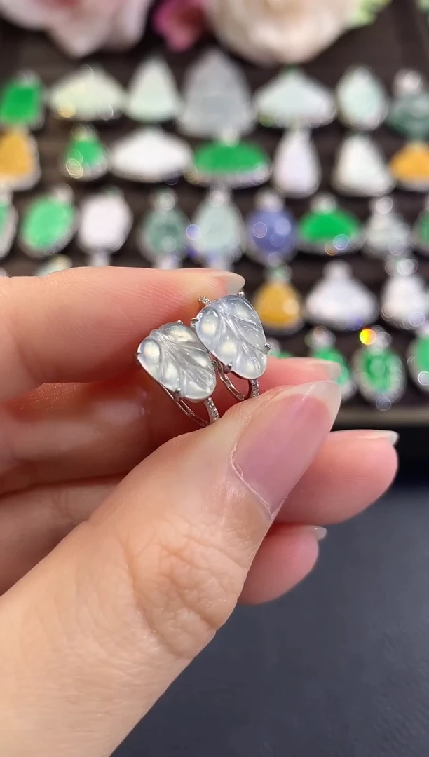 18K金镶嵌翡翠耳饰w6