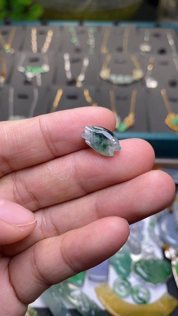 颈饰未镶嵌翡翠净货34188
