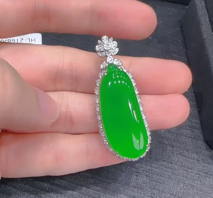 天然翡翠A货18K金镶