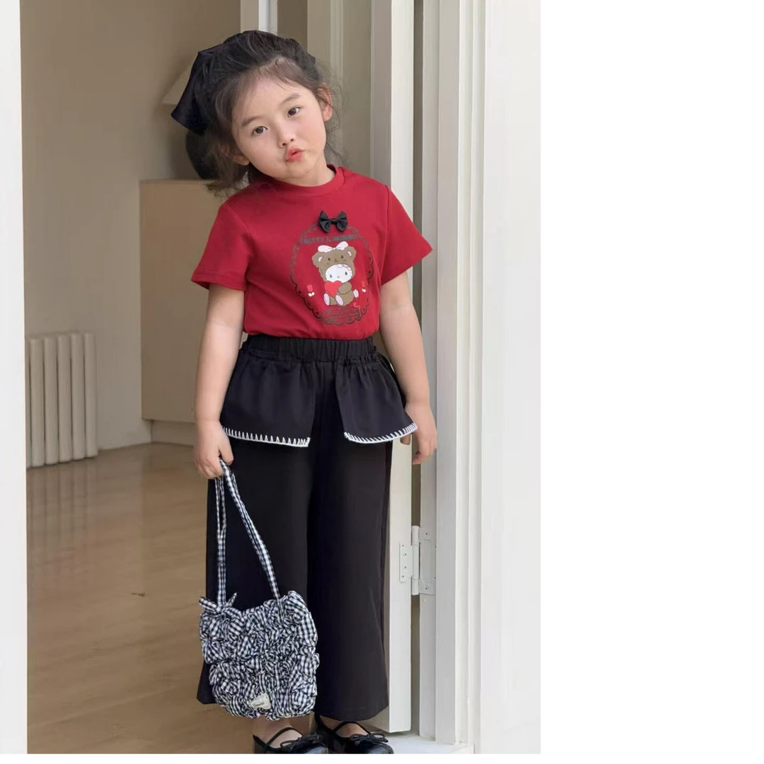 《小思家》女童2025年夏季新款休闲风蝴蝶结小猫T恤拼接直筒裤套装