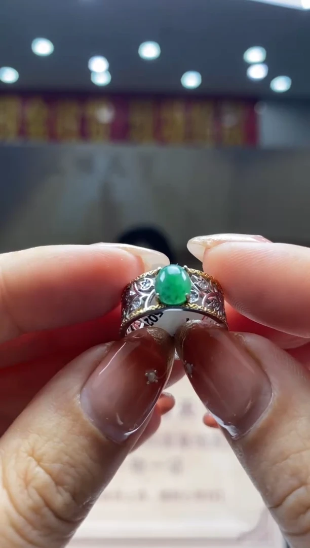 【闪购商品】翡翠戒指未镶嵌********40
