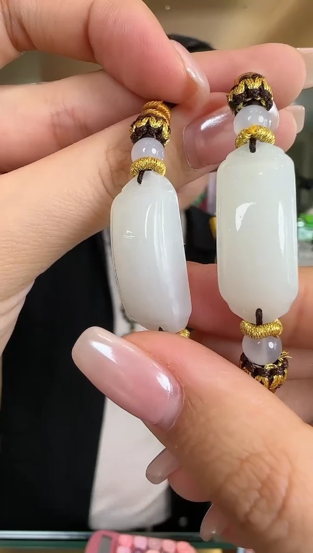 【闪购商品】和田玉手牌未镶嵌0124-004微瑕