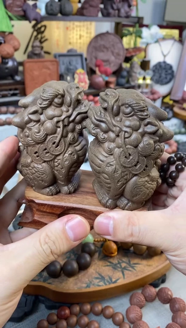 泥塑合香摆件一对貔貅泥塑