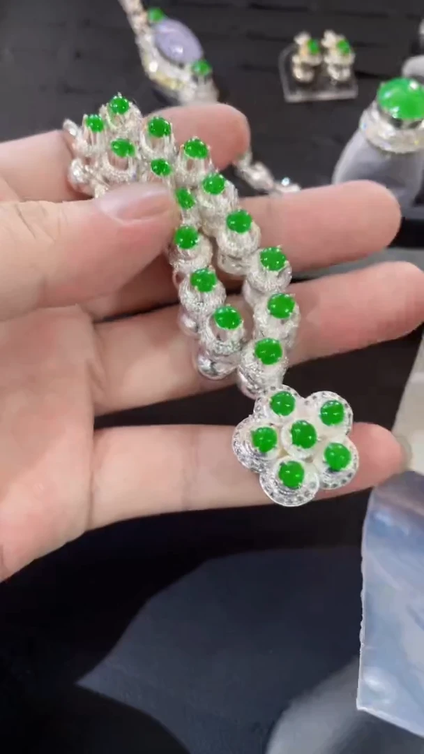 未镶嵌定制翡翠纯天然翡翠a货