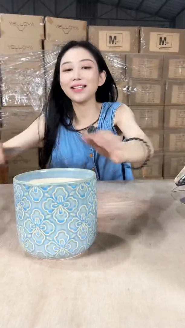 浮雕花朵渐变蓝小号15x14