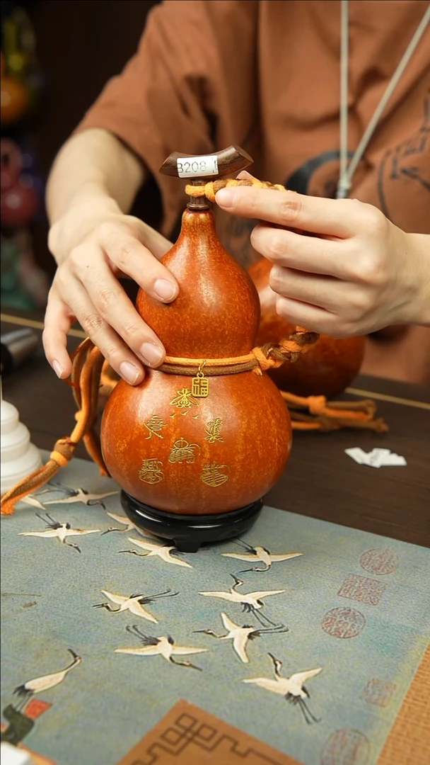208号500ml左右非遗大漆酒葫芦