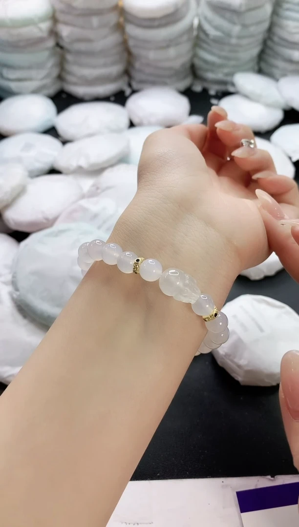 【闪购商品】玛瑙/玉髓手镯未镶嵌小的