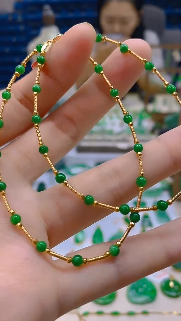 颈饰18K金镶嵌翡翠新号开播 全场乱卖