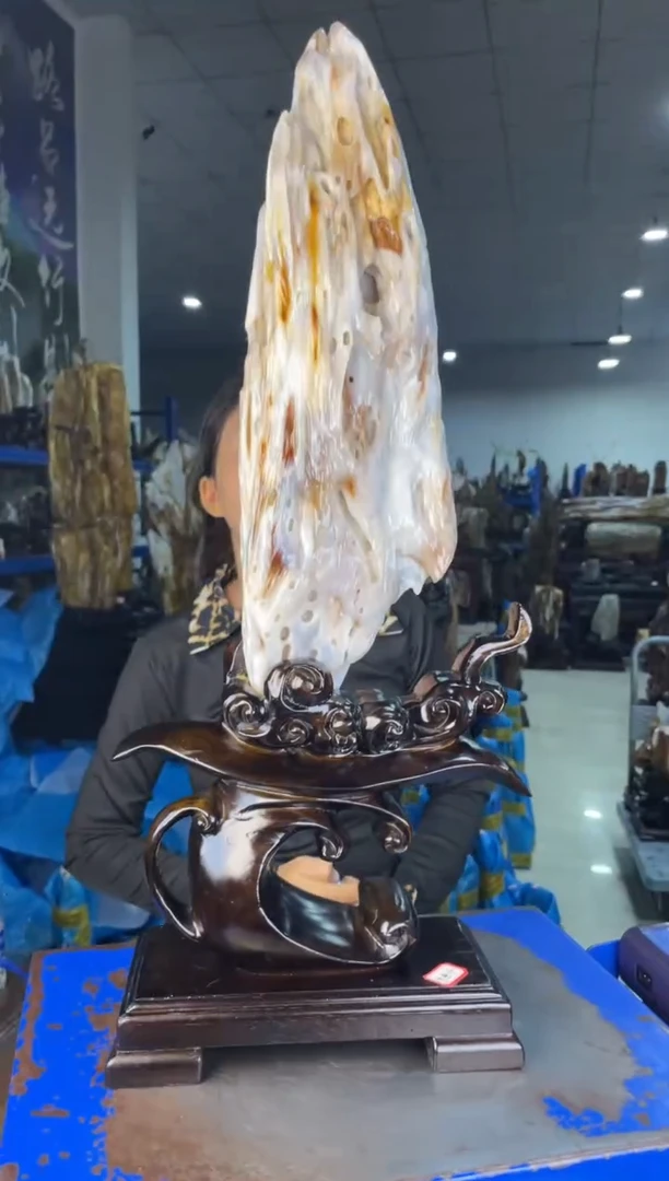 未镶嵌摆件硅化玉82