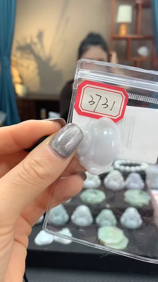 颈饰未镶嵌翡翠佛公3731