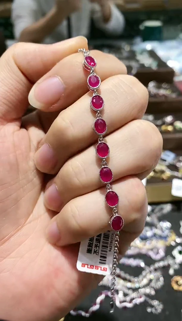 【闪购商品】红宝石手链银S925镶嵌手链