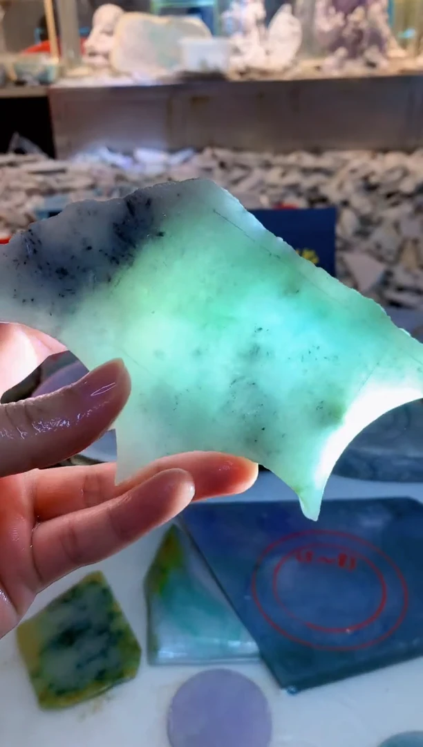 翡翠未镶嵌颈饰0朗0翡翠珠宝16