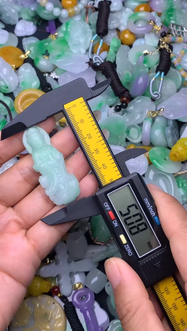 翡翠未镶嵌颈饰天然缅甸翡翠吊坠