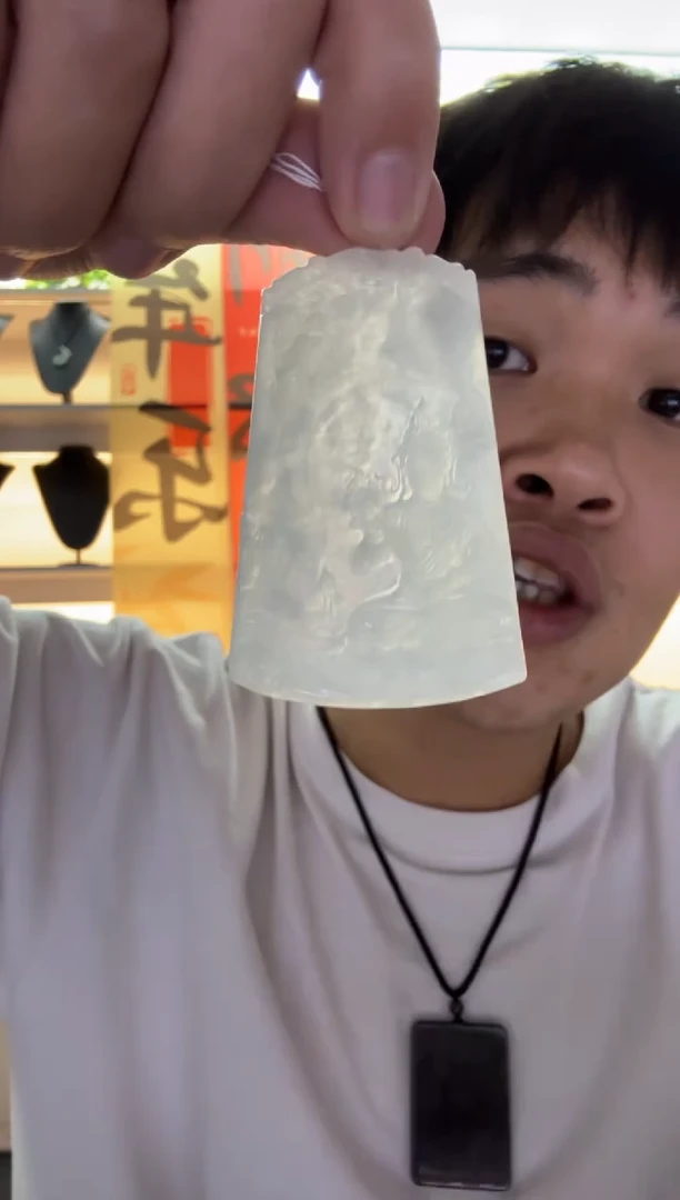 【闪购商品】翡翠颈饰未镶嵌天然翡翠A货孤品一件