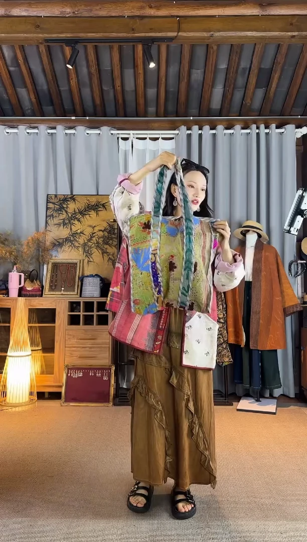 设计师款彩色羊毛绣包包