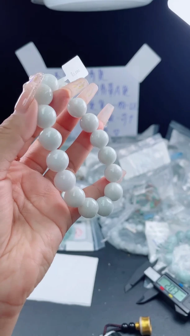 未镶嵌定制翡翠珠串13.6
