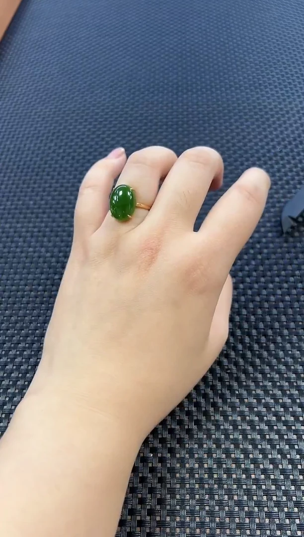 18K金镶嵌戒指和田玉（多样性发一件）