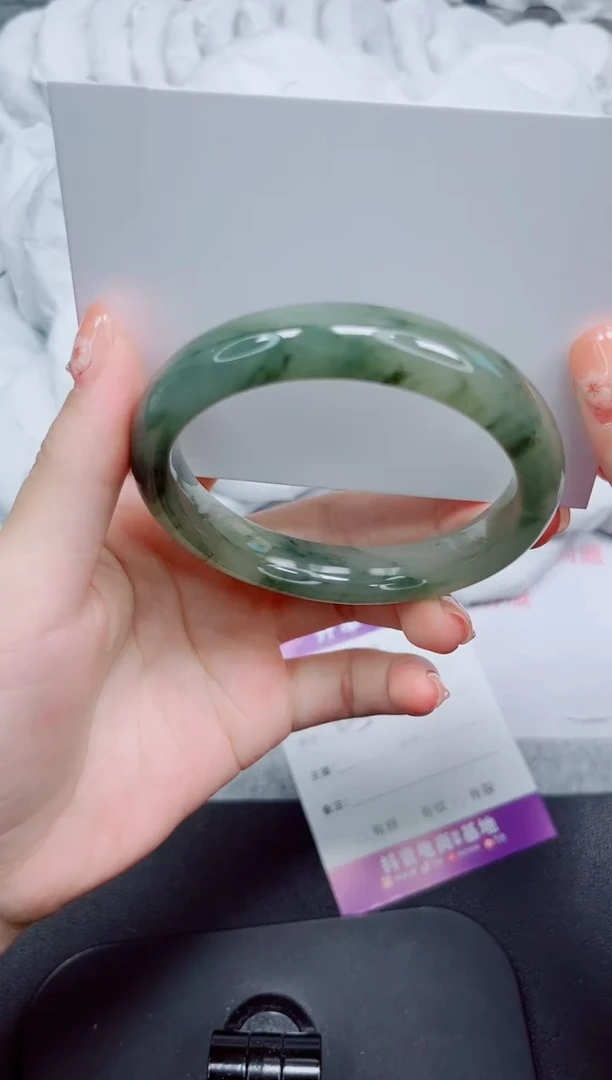 石英质玉手镯未镶嵌64-58