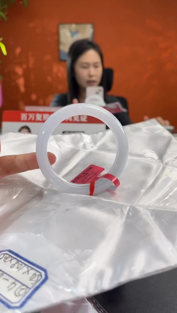 未镶嵌手镯翡翠53