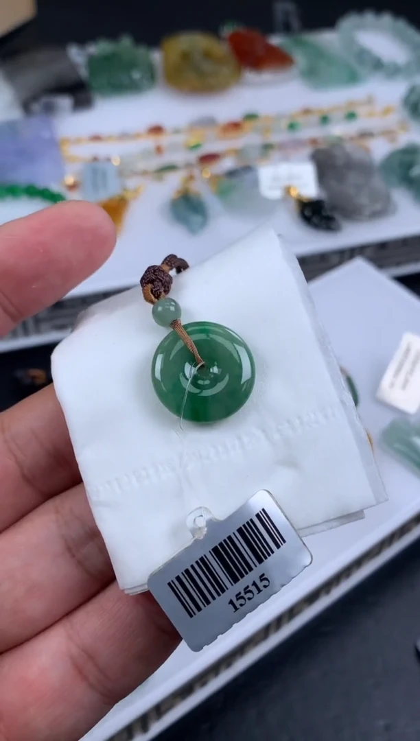 【闪购商品】定制翡翠未镶嵌翡翠