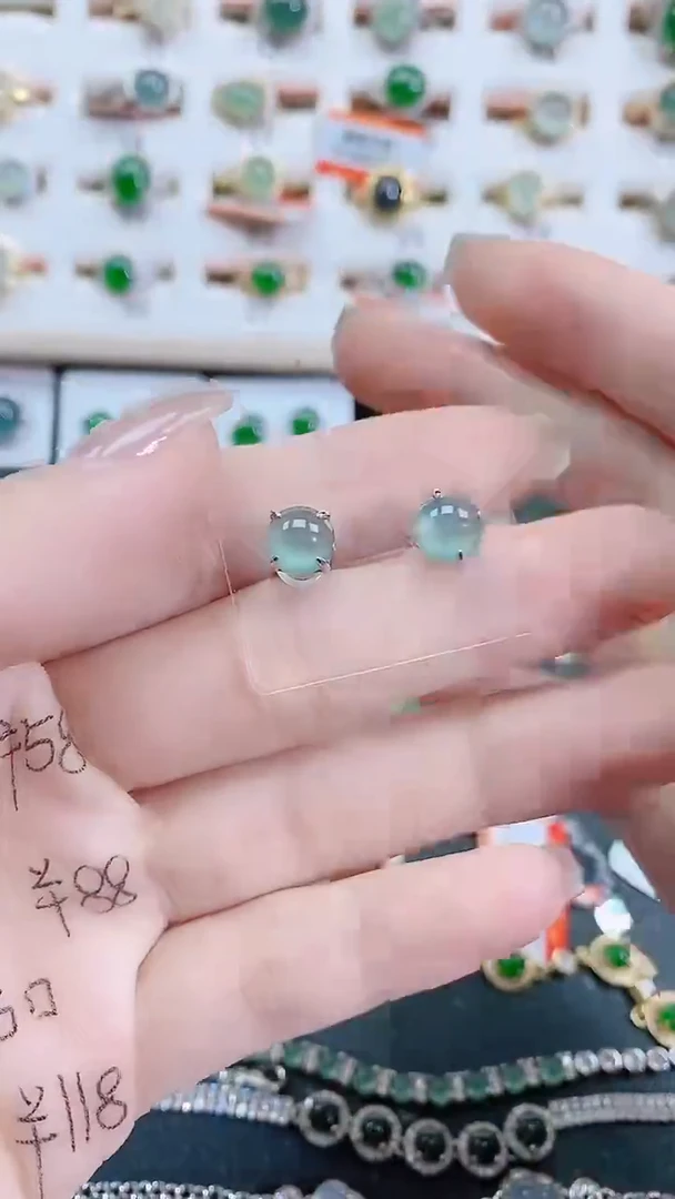 银S925镶嵌翡翠耳饰天然翡翠