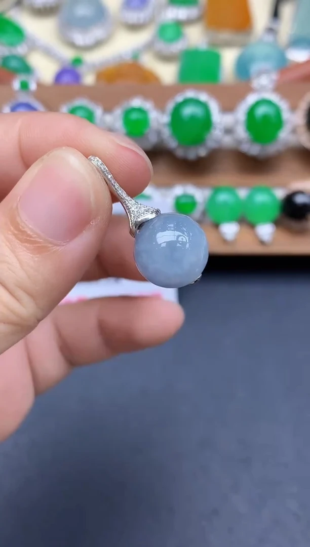 颈饰18K金镶嵌翡翠286-中国好珍宝