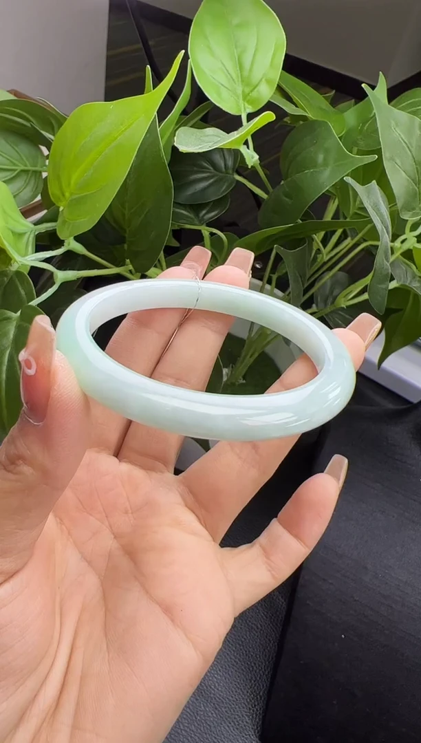【闪购商品】翡翠手镯未镶嵌K683-8 手镯 52-53圈