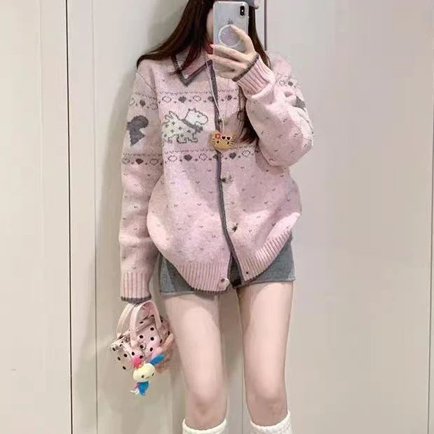 甜美温柔宽松毛衣女秋季2025新款超好看别致可爱小狗纽扣长袖上衣