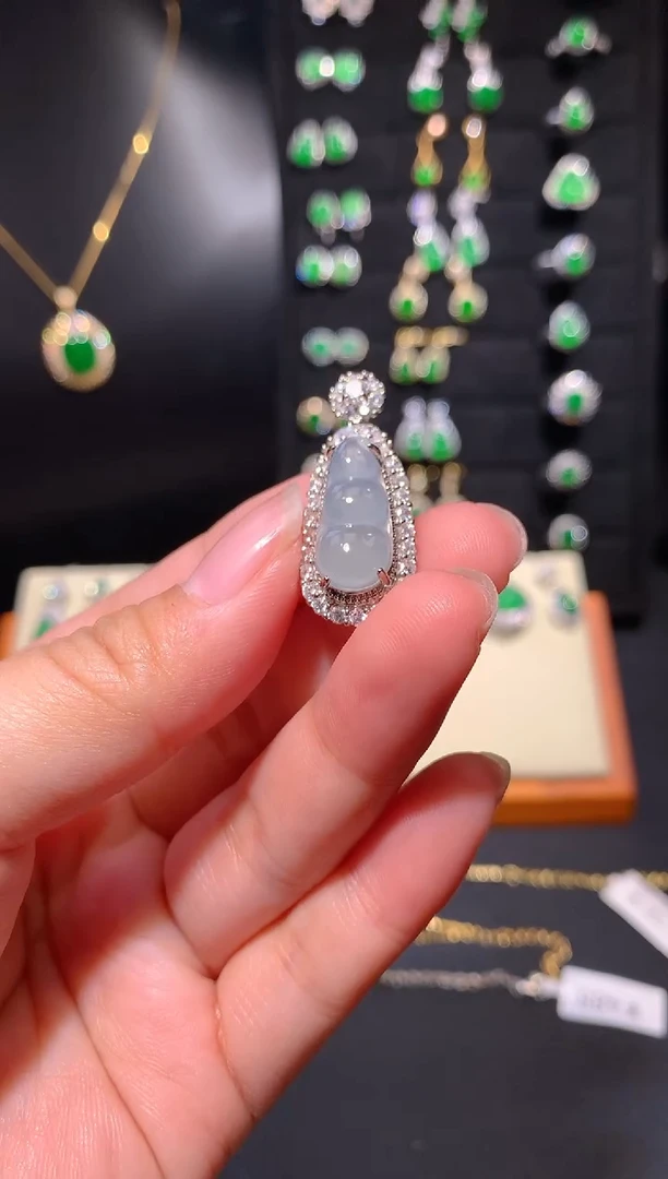 【闪购商品】翡翠颈饰未镶嵌多样性