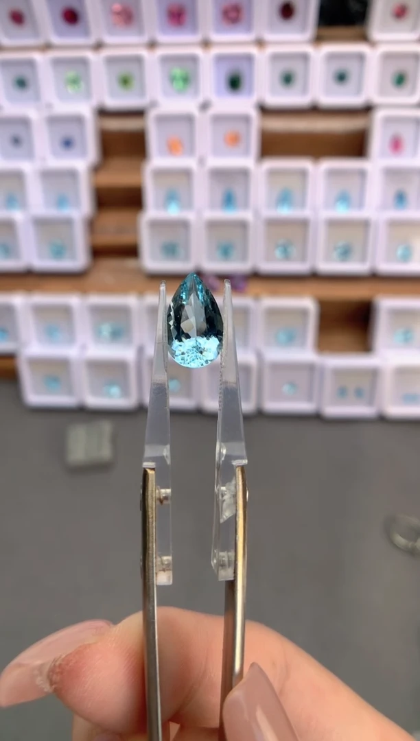 未镶嵌裸石定制海蓝宝石3.02ct 圣玛 02035