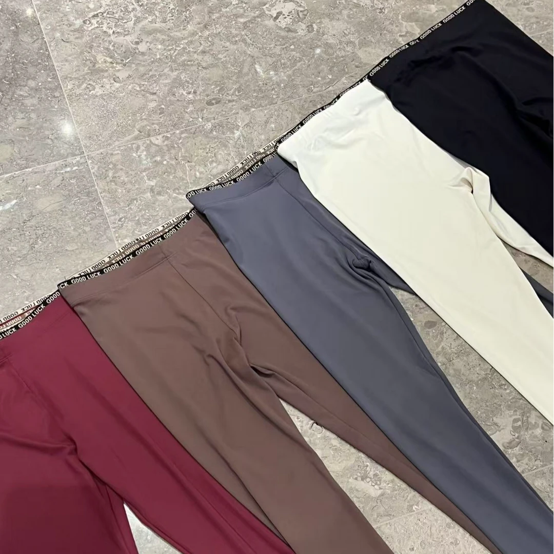 DOUWU【小小云朵】红咖灰白黑五色腰字母薄款打底瑜伽裤子KZ13373