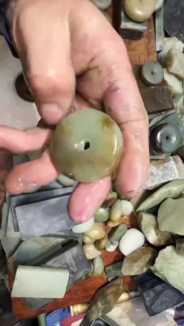 未镶嵌和田玉珠宝半成品时*1