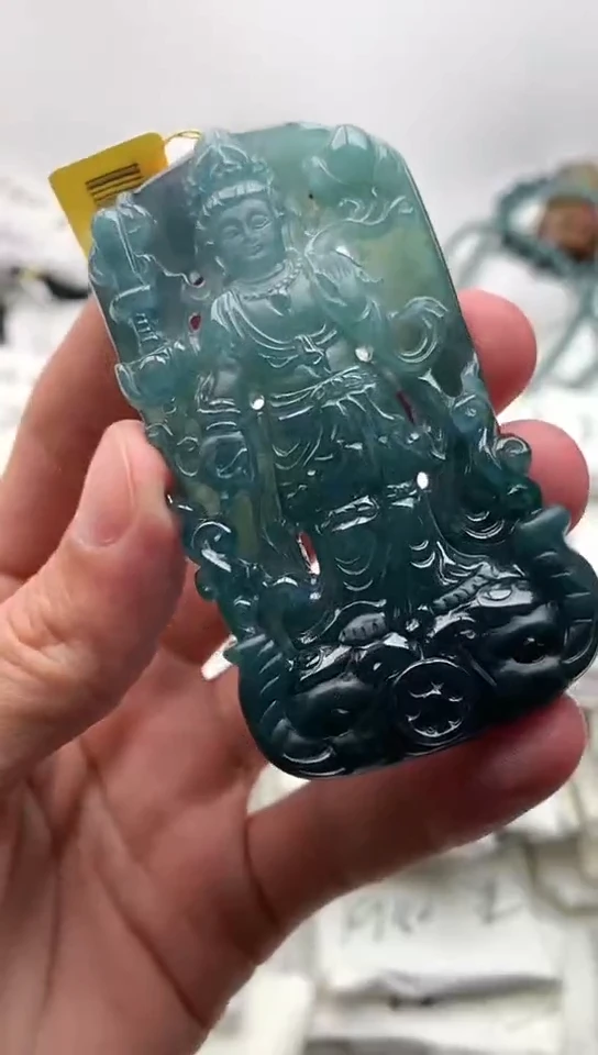 翡翠未镶嵌颈饰普贤