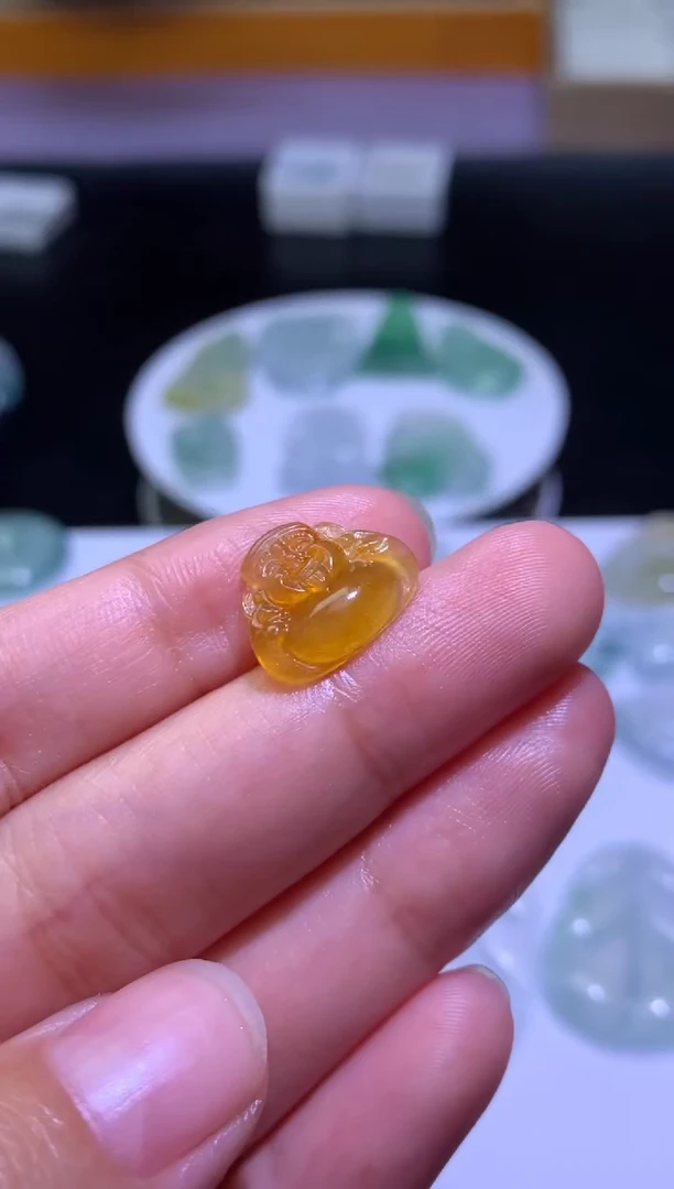 未镶嵌定制翡翠毛货